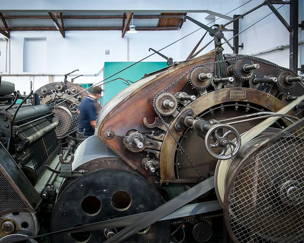 Weaving Machine Image