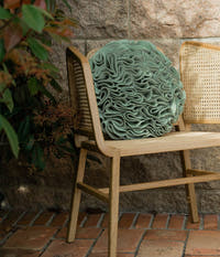 Folhos Round Cushion