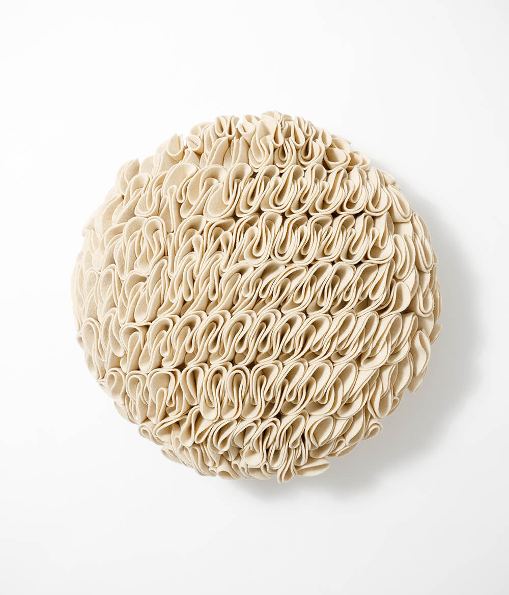 Folhos Round Cushion