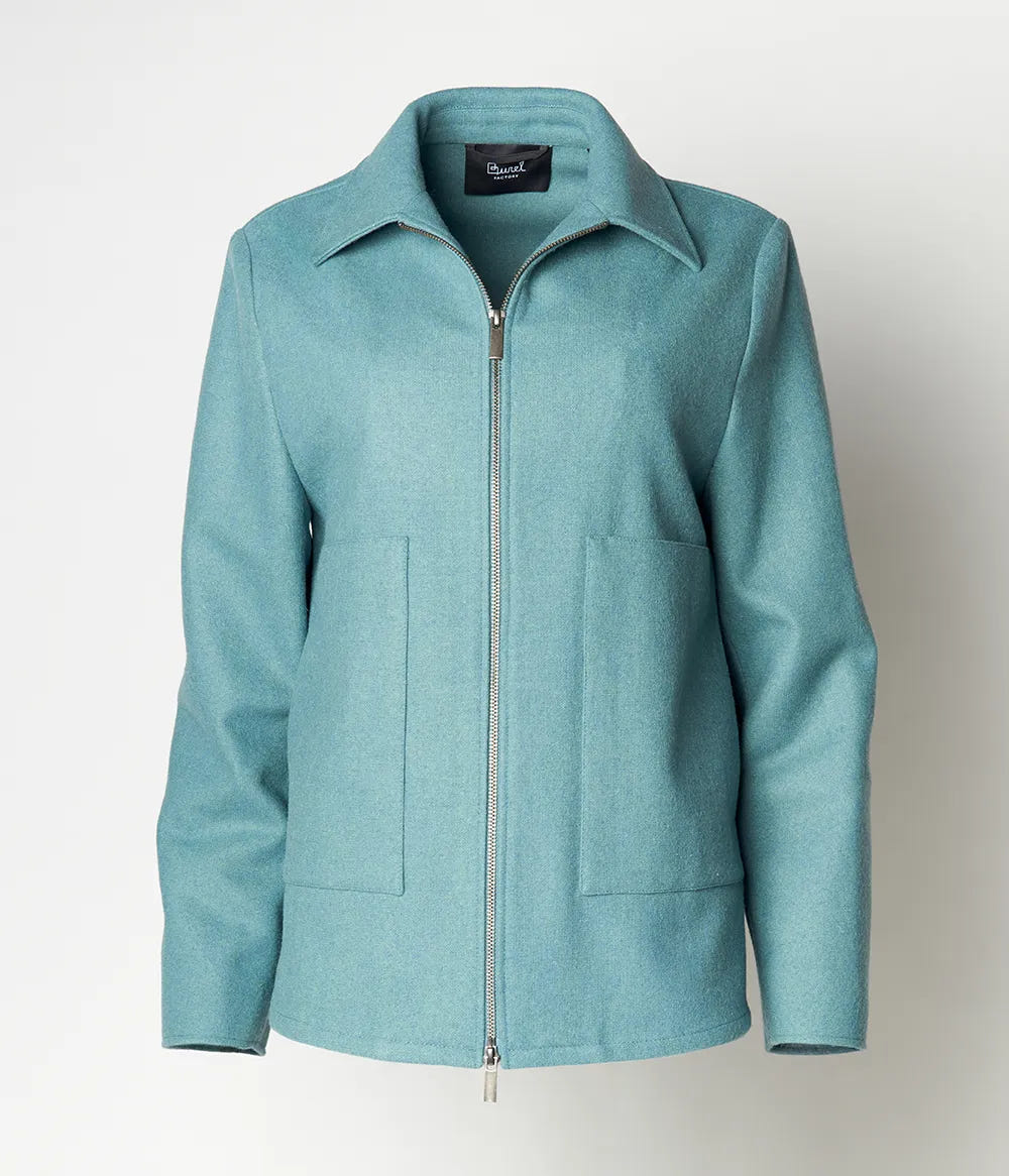 Chaqueta corta con cremallera