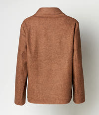Chaqueta corta con cremallera
