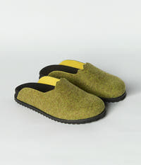 wool-clogs
