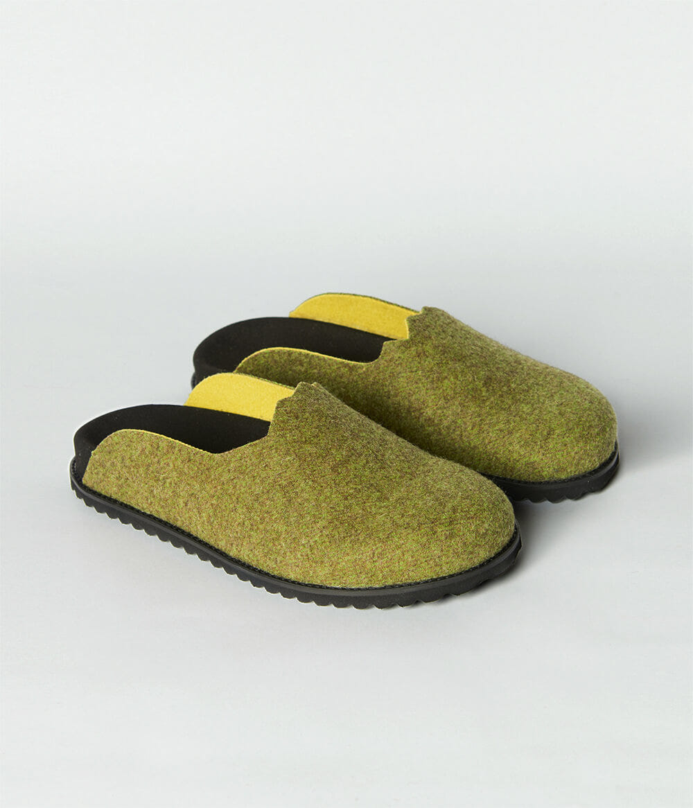 wool-clogs